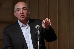 بیکاری در دولت روحانی افزایش یافت/ رشد اقتصادی مربوط نفت خام است/ انتظارات برداشتن تحریم‌ها برآورده نشد!