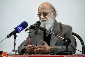 امروز نه چرخ سانتریفیوژها می‌چرخد نه‌ چرخ زندگی مردم/ دلیل حملات مکرر دولتی‌ها علیه دولت قبل را نمی‌فهمم
