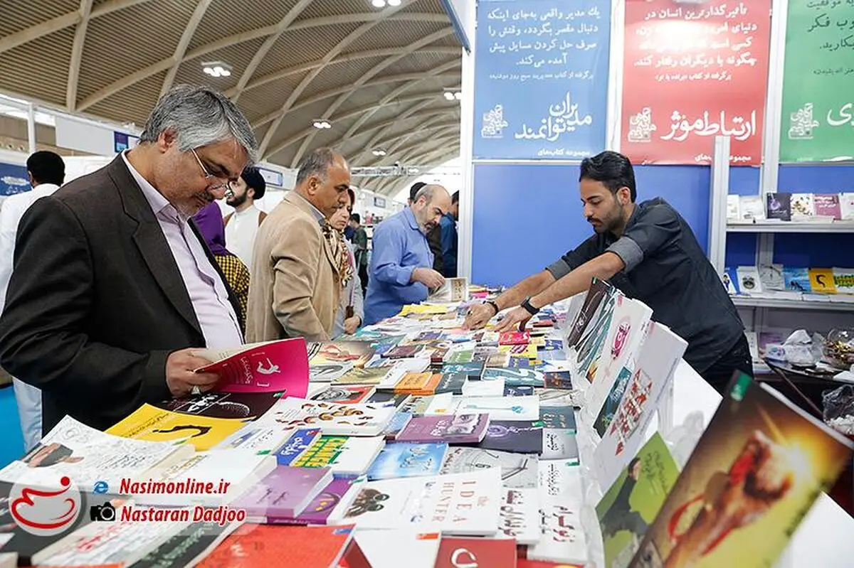 پول بده تا نویسنده شوی/ تخفیف ٧٠ درصدی هم کتاب‌ها را از خواب بیدار نکرد