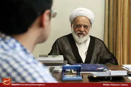 وام ازدواج را به راحتی می‌توان ۲۰ میلیون تومان کرد/ بانک‌ها با بهانه‌گیری جلوی ازدواج جوانان را گرفته‌اند