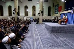 جمعی از معلمان، فرهنگیان و دانشجویان با رهبر انقلاب دیدار کردند + تصاویر