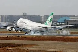 دولت قرارداد ۱۱۰۰ میلیاردتومانی توسعه فرودگاه مشهد را به یک فرانسوی داد!