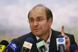 نامزد انتخابات نشدم که کناره‌گیری کنم/ من با قدرت آمده‌ام که بر 