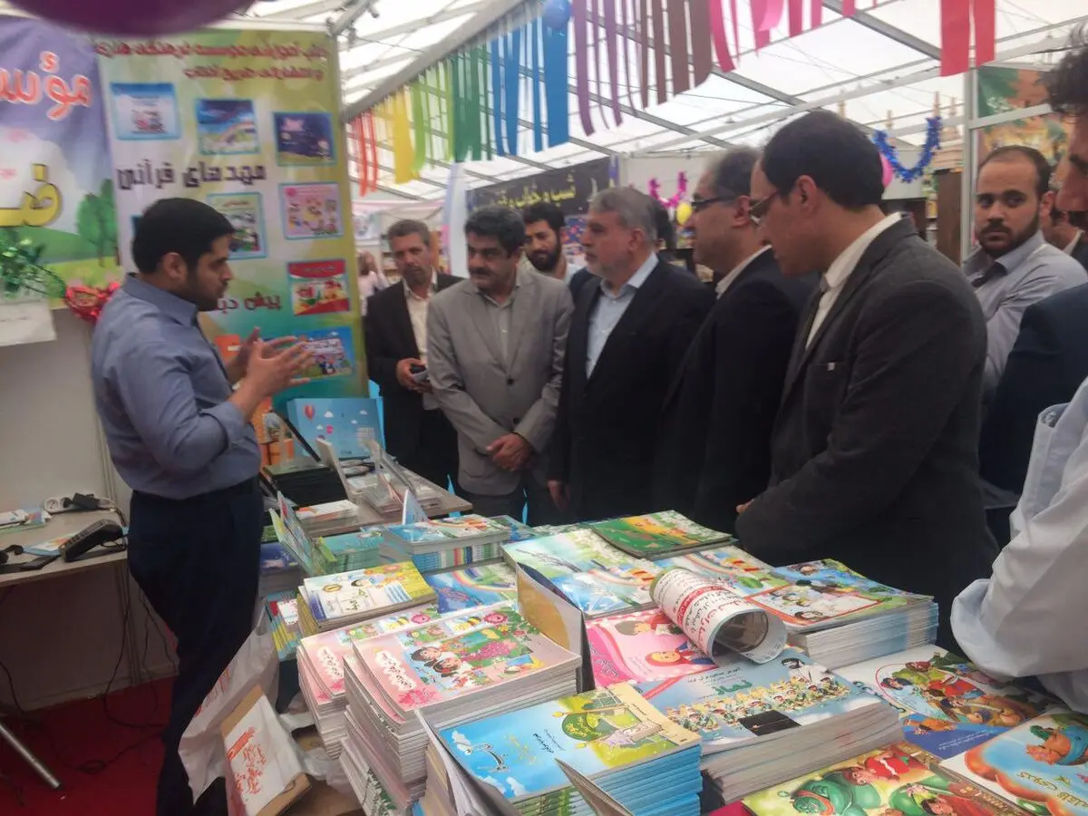 اعتراضات ناشران کودک به وزیر ارشاد/ از گرما پختیم!