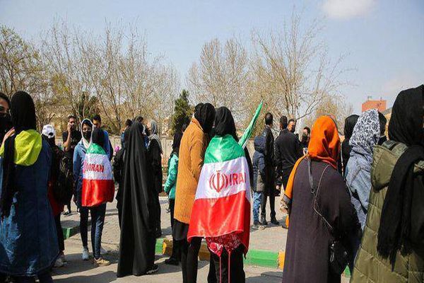 خودزنی دینی-ملی در مشهد