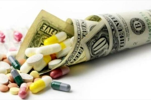 
تداوم تخصیص ارز ۴۲۰۰ به دارو در سال ۱۴۰۰
