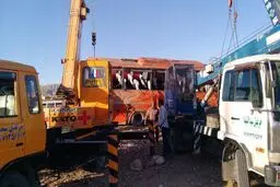 گزارشی از حادثه تصادف اتوبوس دانش‌آموزان هرمزگانی