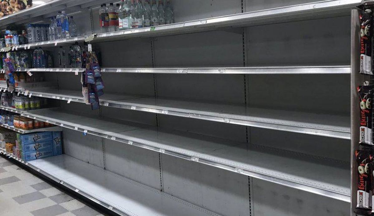 هجوم مردم فلوریدای آمریکا به فروشگاه‌ها برای خرید از ترس طوفان "ایرما"