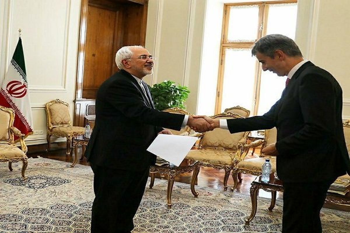 سفیر جدید سوئیس در تهران استوارنامه خود را تقدیم ظریف کرد