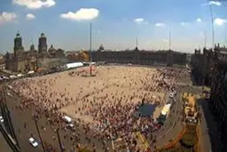 لحظه وقوع زلزله ۷.۱ ریشتری مکزیک