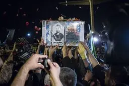 ورود پیکر شهید حججی به کشور