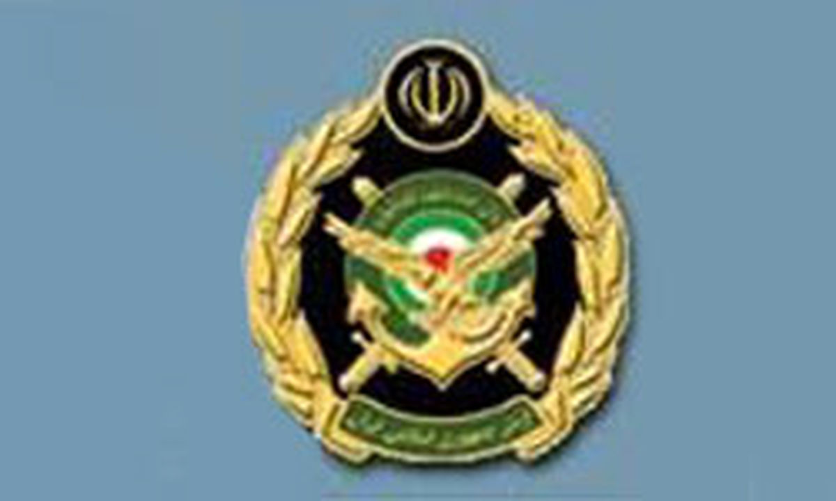 مسئولین سازمان عقیدتی سیاسی ارتش با آرمان‌های امام(ره) تجدید میثاق کردند