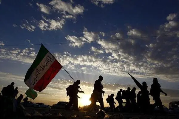 باز اربعین شد و دلم پر می‌زنه