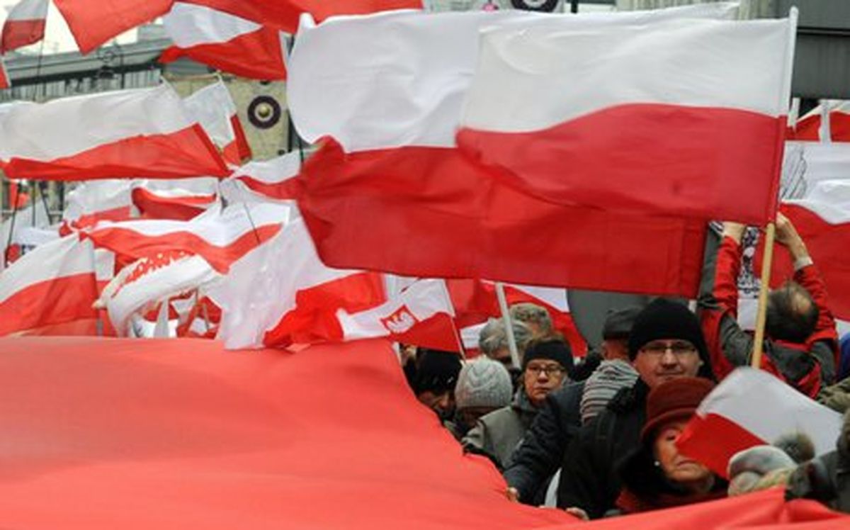 درخواست غرامت از آلمان، مساله‌ای "حیثیتی" برای لهستان