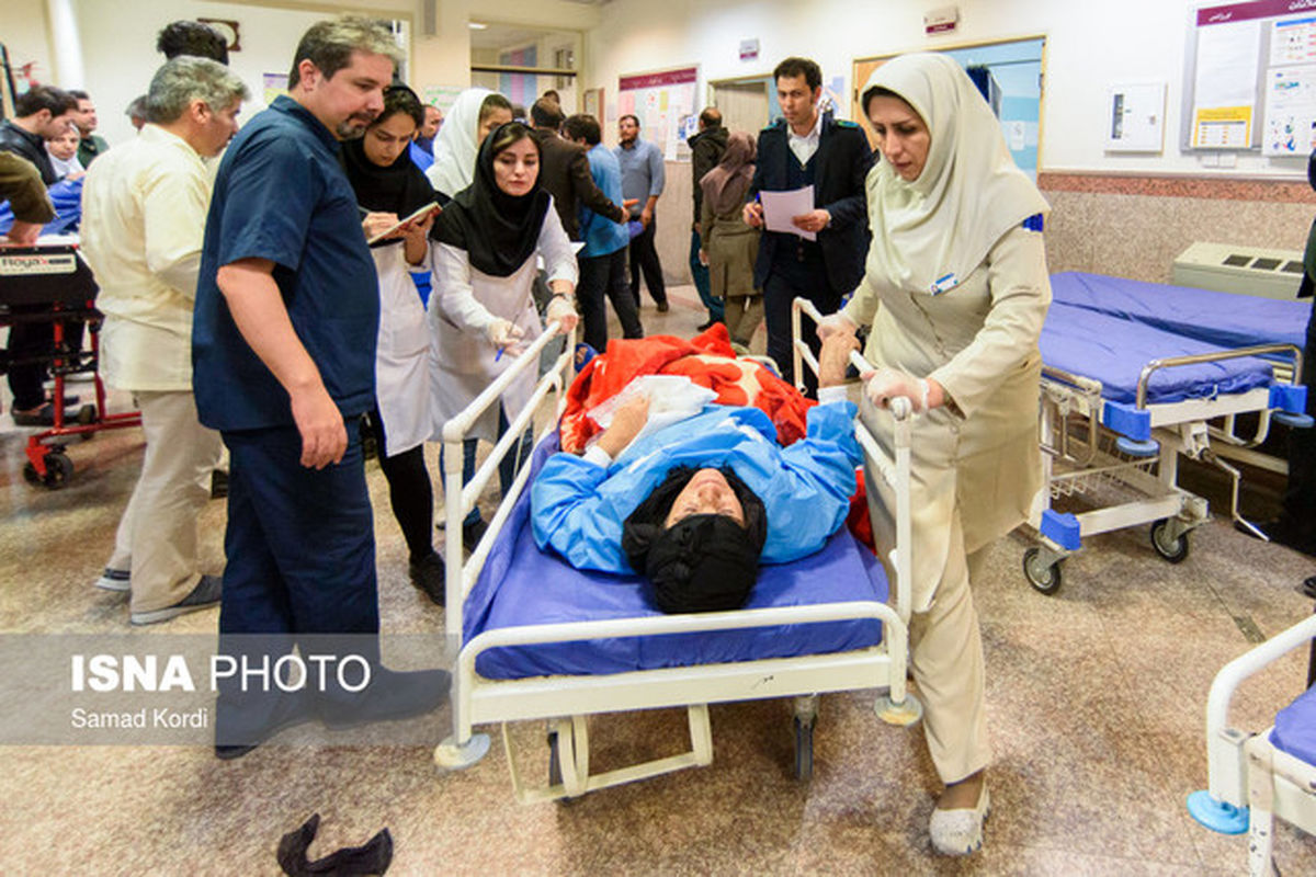 وضعیت مصدومان زلزله کرمانشاه در بیمارستان‌های تهران را از سایت اورژانس کشور جویا شوید