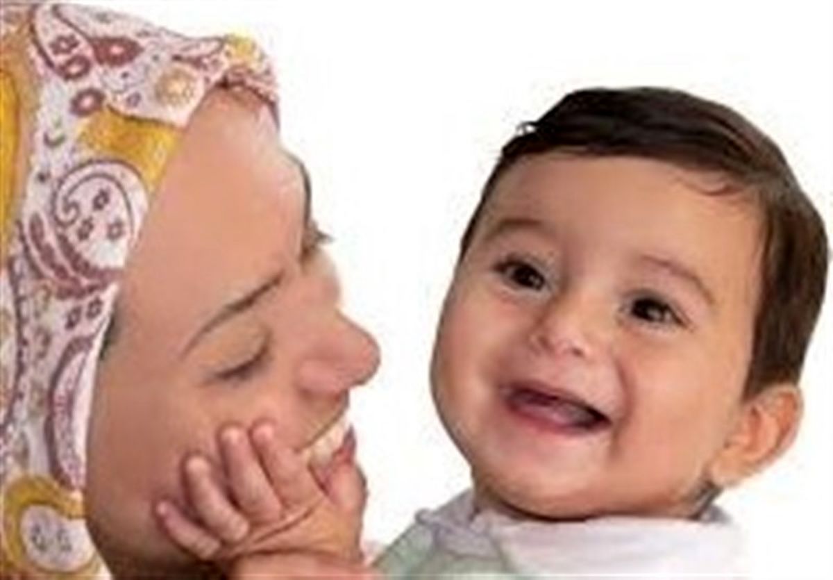 "لالایی خواندن مادر" می‌تواند باعث رشد سریعتر نوزاد شود