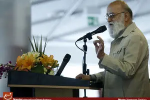 بحث املاک نجومی را برای کاهش شدت و حدت حقوق‌های نجومی مطرح کردند