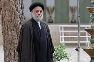محمدحسین لطیفی بازیگر سریال خودش شد