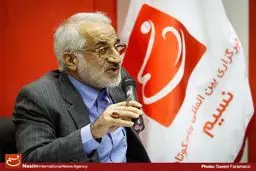 تکرار روحانی اوضاع اقتصادی را بدتر از قبل می‌کند