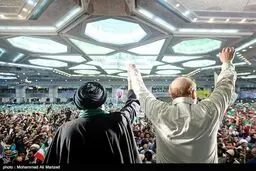موازنه و فضا به نفع رئیسی تغییر کرده/ اجتماعات روحانی با اجتماعات رئیسی قابل مقایسه نیست