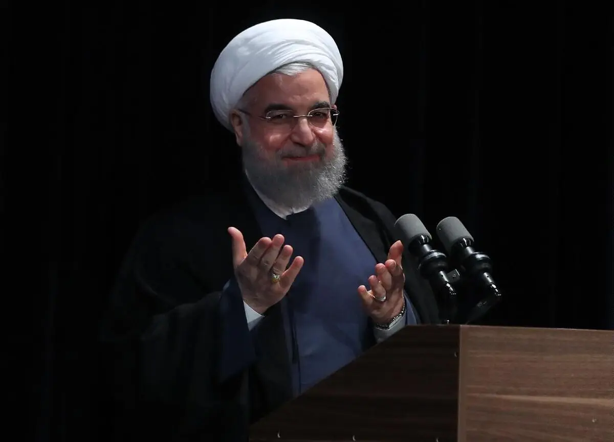 من از جهانگیری، سرباز فداکار انقلاب تشکر می‌کنم/ به خاطر مساله ریزگردهای خوزستان، من و جهانگیری اشک ریختیم