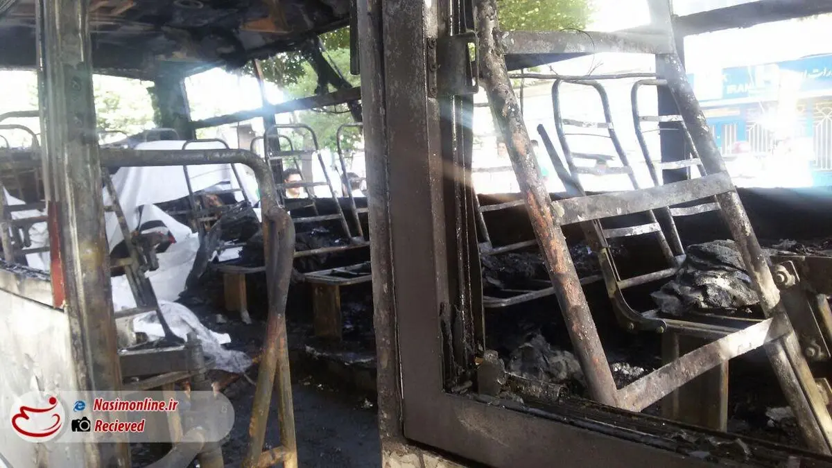 آتش‌سوزی مرگبار مینی‌بوس در اتوبان سعیدی تهران/ صبح امروز ۴ نفر در آتش جان باختند
