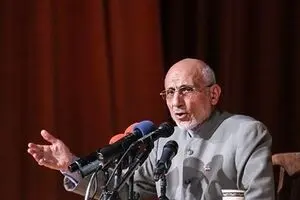 قوه مجریه سرچشمه فساد است/ وزیر کاسب باشد فساد در جامعه گسترش می‌یابد