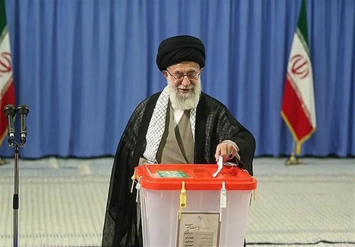 رهبر معظم انقلاب آرای خود را به صندوق انداختند