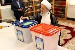 نامزدها کسی را که انتخاب می‌شود کمک کنند/ رئیس‌جمهور در تشکیل کابینه از جناح خاصی انتخاب نکند