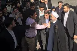 هر نامزدی که انتخاب می‌شود باید با وحدت، همدلی، نشاط و شادی به او کمک کنیم