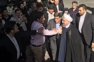 هر نامزدی که انتخاب می‌شود باید با وحدت، همدلی، نشاط و شادی به او کمک کنیم