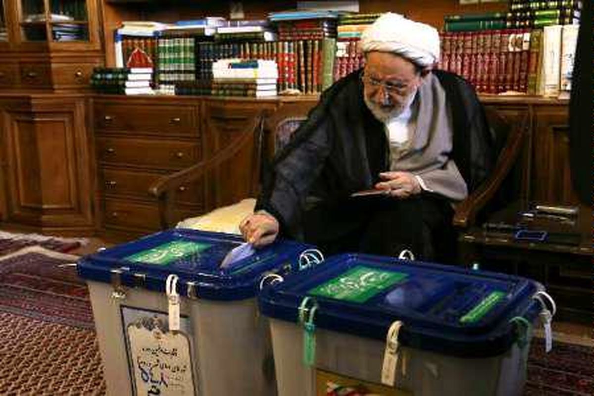 همه به فرد اصلح رای دهند/ حضور گسترده مردم در انتخابات موجب تقویت بنیه نظام اسلامی است