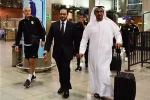 کاروان العین برای بازی با استقلال به تهران رسید+عکس