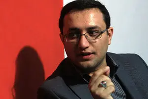 جبهه مردمی مظلوم واقع شد/ هر کس بازی بهتری می‌داند، کسی مانع او نیست