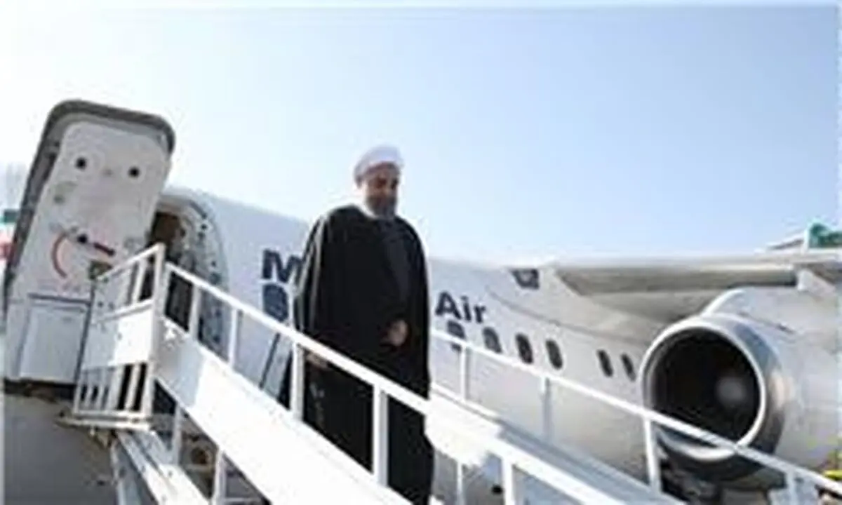 روحانی به منظور زیارت بارگاه مطهر امام رضا(ع) وارد مشهد شد