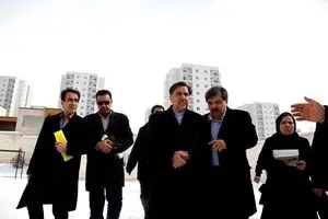 آخوندی برای فرار از عملکرد خود به قالیباف حمله کرد!/ آقای آخوندی بفرمایید در ۱۴۶۰ روز اخیر چند عدد مسکن اجتماعی ساختید؟