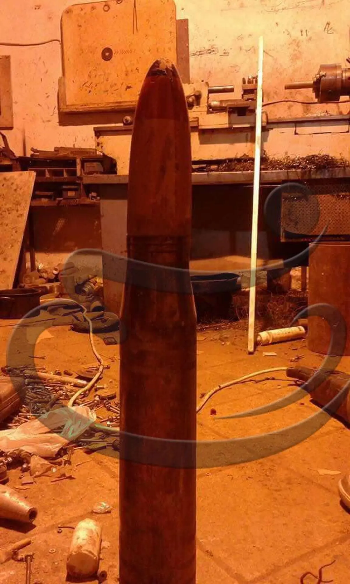 کشف کارگاه‌های ساخت سلاح و خودروهای انتحاری در "شهرک الوعر" شهر حمص+عکس