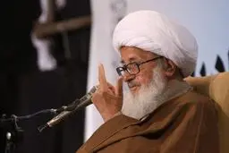 تا می‌توانید به امور دینی و مذهبی و خدمت به مردم اهتمام ورزید