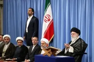 آمریکایی‌ها همانطور که گفتند دولت‌های مرتجع را می‌دوشند و در نهایت ذبحشان می‌کنند/ آینده از آنِ جوانان مؤمن است