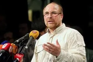 نمی‌دانم قدرت چقدر می‌ارزد که انسان پا روی انسانیت و مردانگی بگذارد