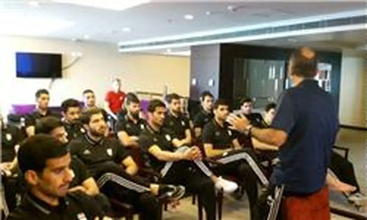 تیم ملی فوتبال ایران وارد مونته‌نگرو شد