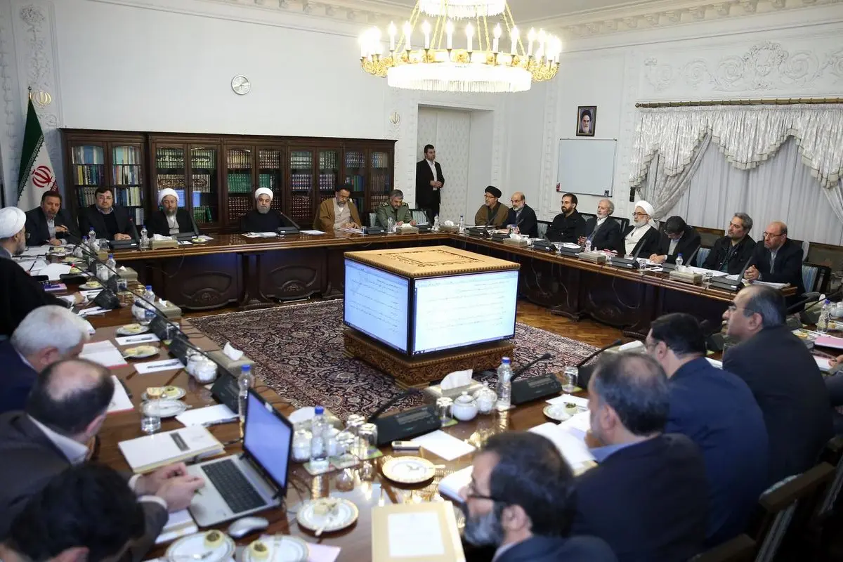 سیاست‌ها و اقدامات ساماندهی پیام رسان‌های اجتماعی نهایی شد/ ماموریت به مرکز ملی فضای مجازی برای بررسی راه‌کارهای افزایش سرعت رأی‌گیری در انتخابات