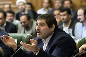 برخی موضوعات شهری مانند شتر روی نردبام است