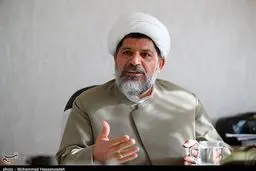 رهبر انقلاب روزانه چند ساعت کار می‌کنند؟/ نظر فرماندهان نیروهای مسلح درباره تسلط حیرت‌انگیز آیت‌الله خامنه‌ای بر مسائل نظامی