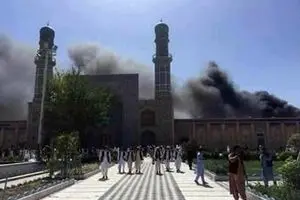 انفجار مقابل مسجد جامع هرات/ ۷ نفر کشته و ۱۸ تن دیگر زخمی شدند + تصاویر