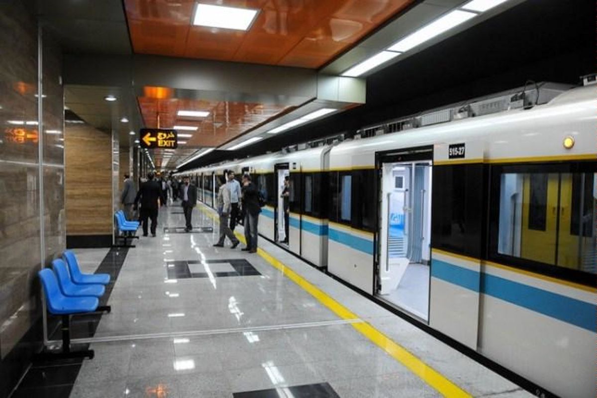 مشکلی برای تردد قطارهای مترو در خط ۲ وجود ندارد/ راهبر قطار عقبی در حادثه مترو تهران بازداشت شد