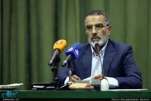 سه مجروح و یک شهید در حادثه تروریستی حرم امام(ره)