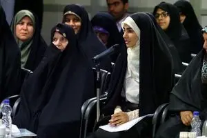 شاعرانه‌ترین دیدار سال/ عزمی که برای سرودن اشعار موضع دار جزم کردم