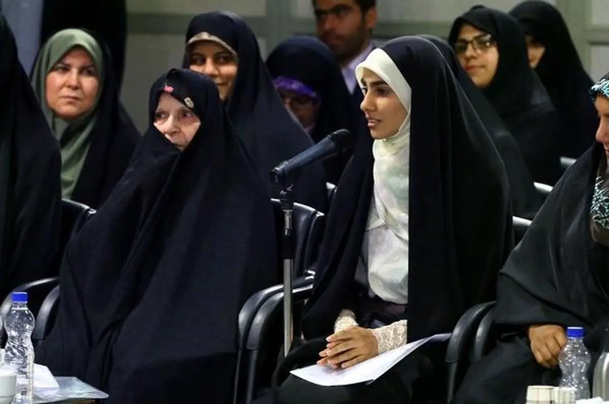 شاعرانه‌ترین دیدار سال/ عزمی که برای سرودن اشعار موضع دار جزم کردم