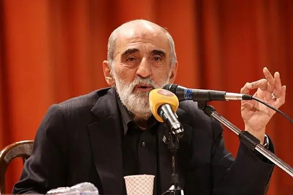 آل سعود نمی‌تواند رسما علیه تروریست‌های تکفیری موضع بگیرد/ تکفیری‌ها خروجی وهابیت هستند